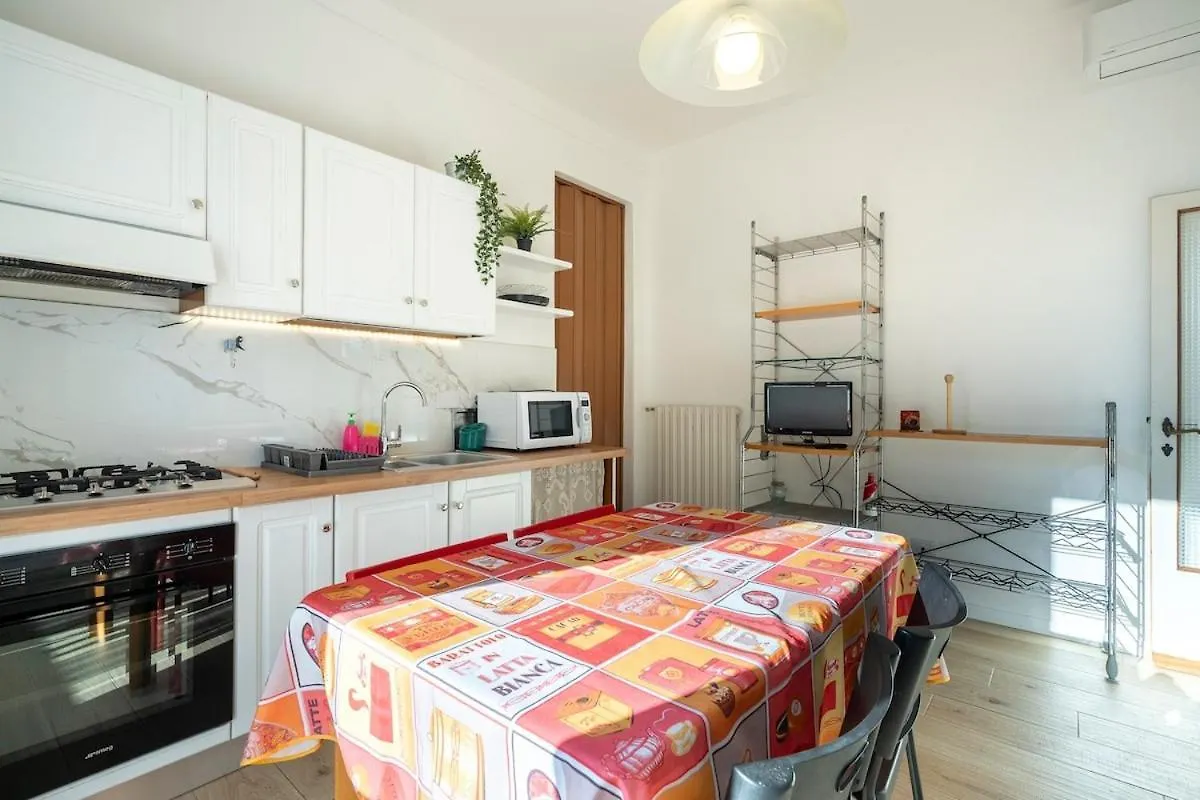 Franchi Stadium Elegant Apartment Florence 0*,
